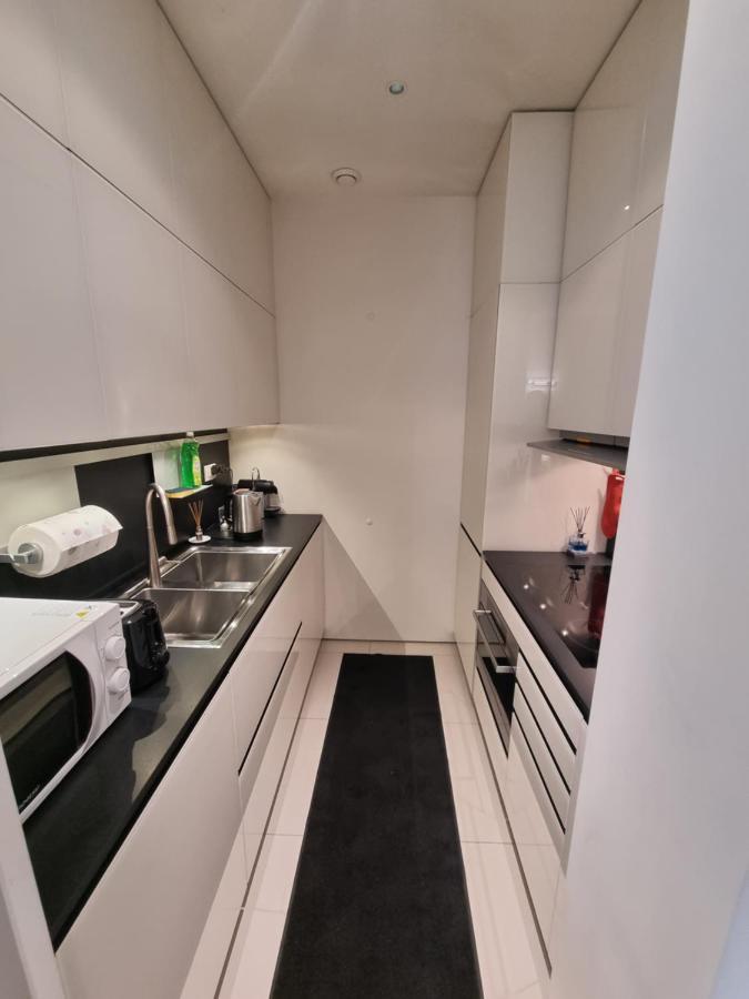 A 700M Da Porta Susa! Bilocale Lussuoso & Moderno Турин Экстерьер фото