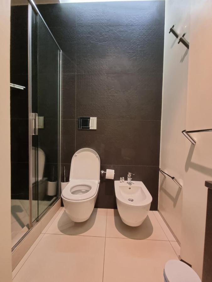 A 700M Da Porta Susa! Bilocale Lussuoso & Moderno Турин Экстерьер фото