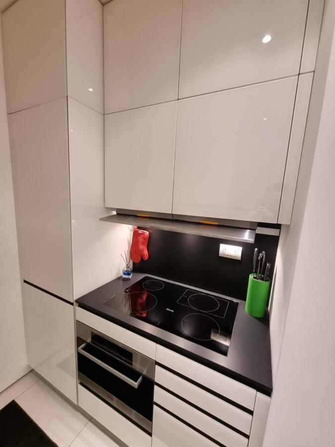 A 700M Da Porta Susa! Bilocale Lussuoso & Moderno Турин Экстерьер фото