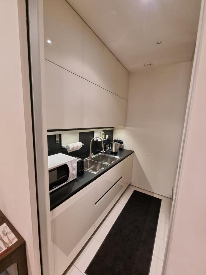 A 700M Da Porta Susa! Bilocale Lussuoso & Moderno Турин Экстерьер фото